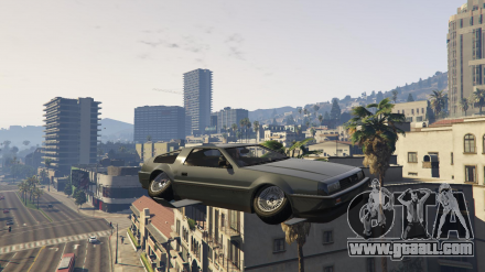 To fly by a car in GTA 5 online
