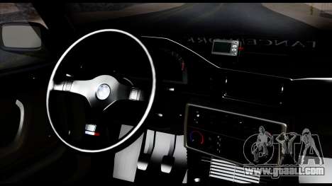 BMW M5 E28 Christmas Edition for GTA San Andreas