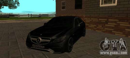 Mercedes-Benz E63 W212 AMG